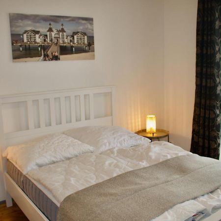 Strandvogtei Sellin - Fewo 5 - Sehr Zentrales Grosses Apartment Bagian luar foto